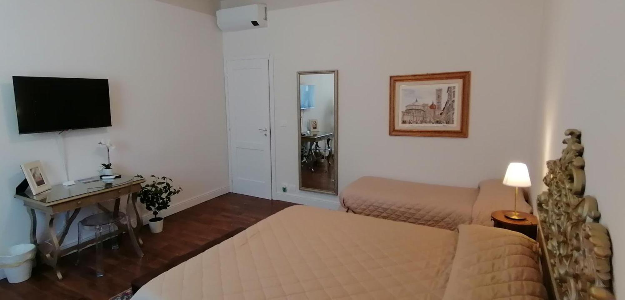 L'Angolo Di Firenze - The Florence Corner Екстер'єр фото
